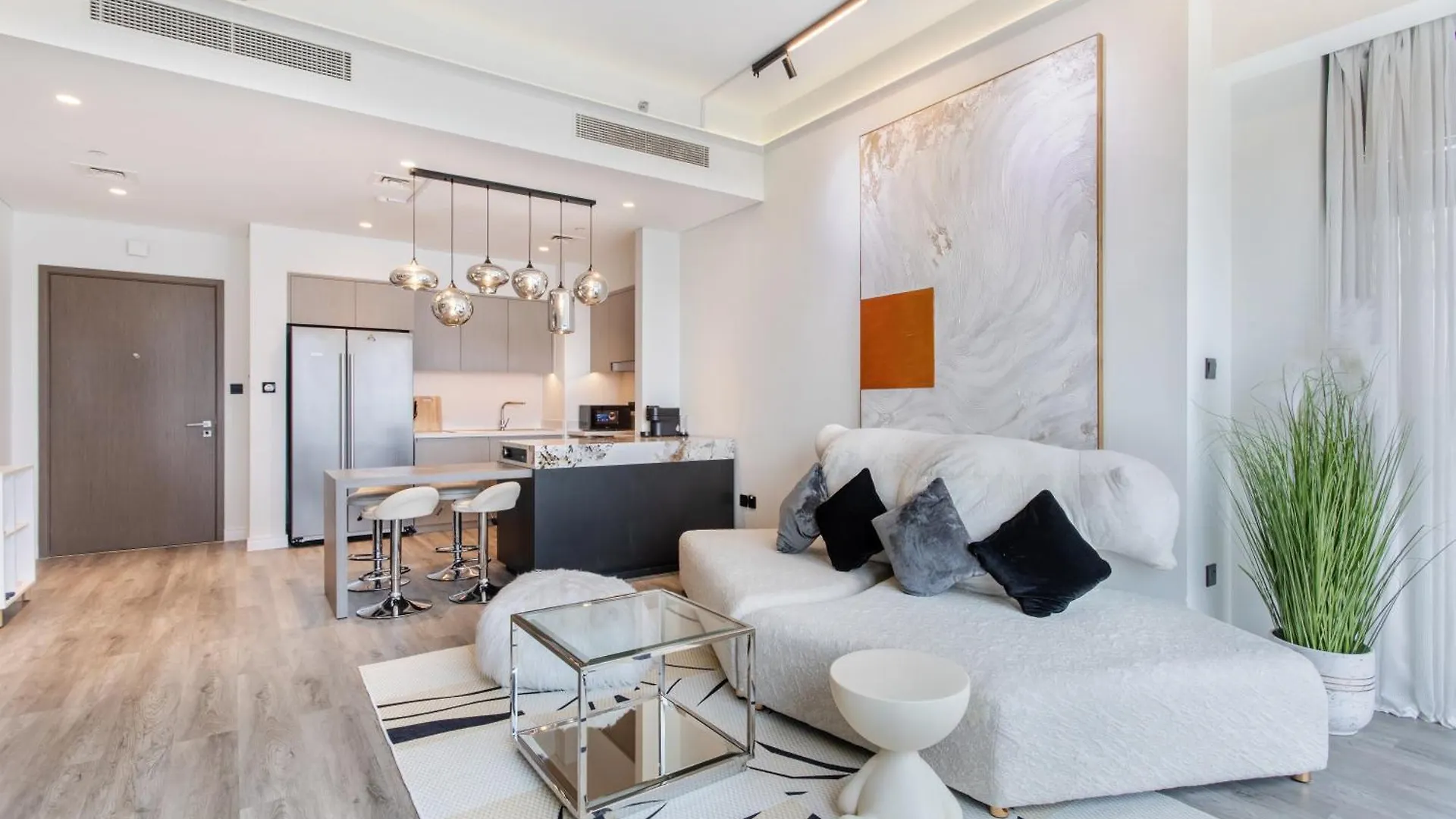 Iconic Burj Khalifa 2 Bedroom Apartment Downtown By Gua Gua Holiday Home Dubai 0*,  United Arab Emirates