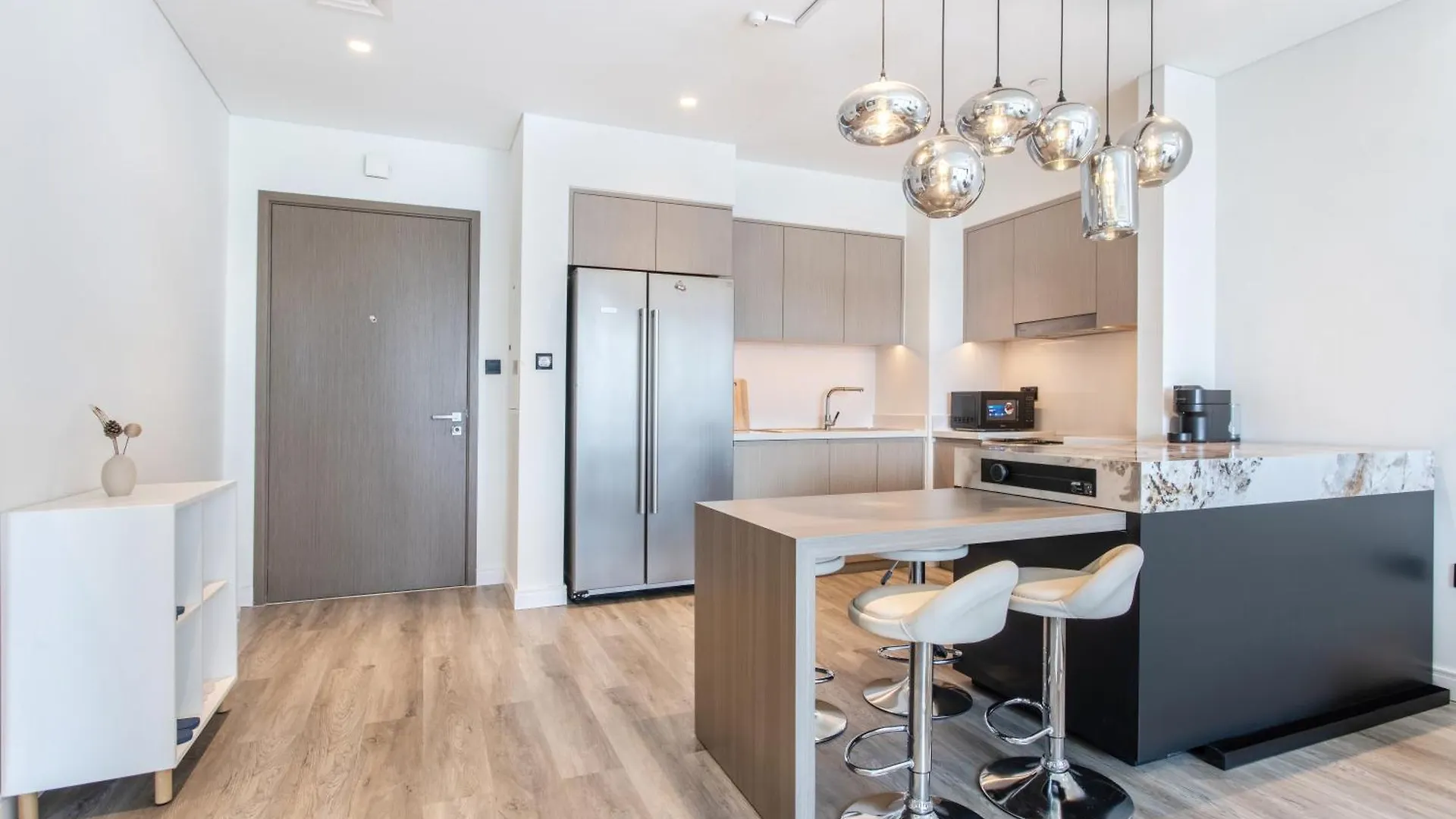Iconic Burj Khalifa 2 Bedroom Apartment Downtown By Gua Gua Holiday Home Dubai