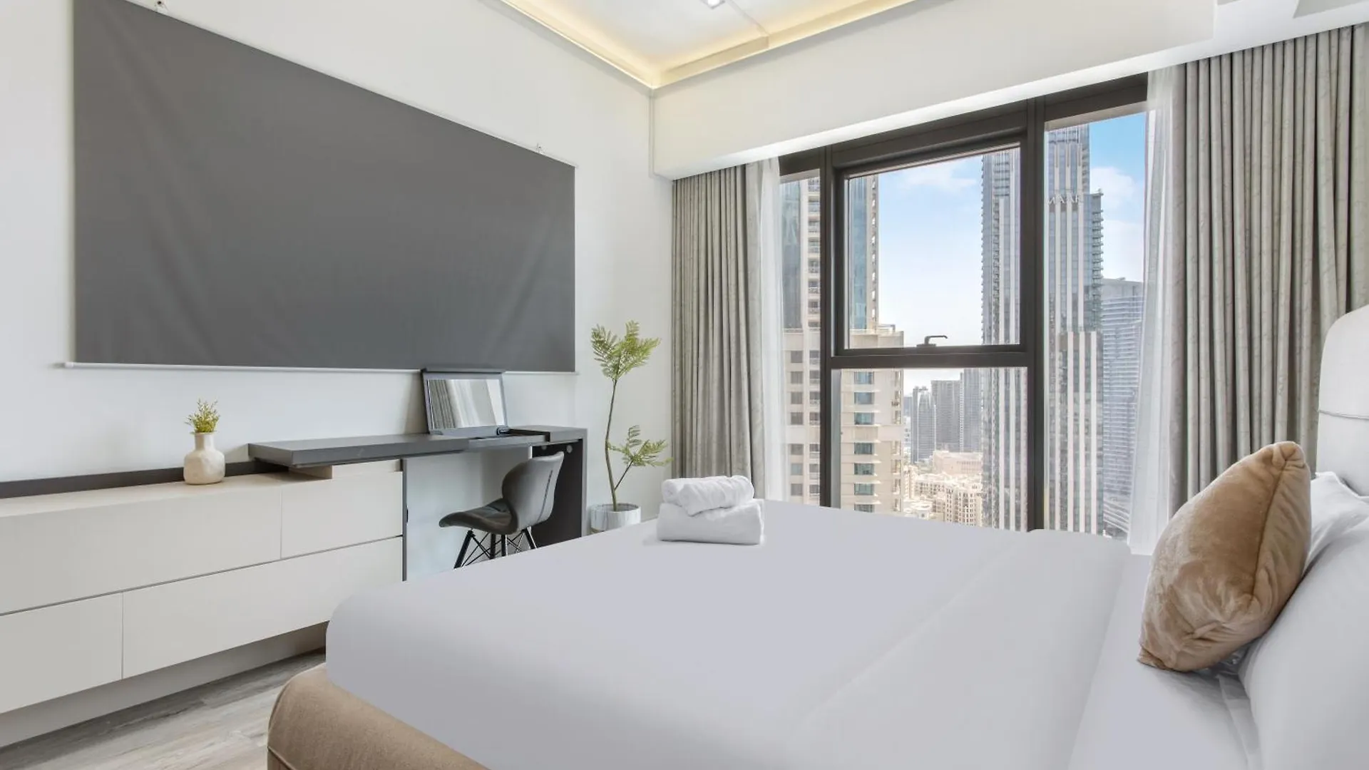 Iconic Burj Khalifa 2 Bedroom Apartment Downtown By Gua Gua Holiday Home Dubai 0*,